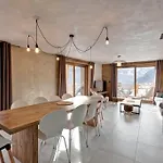10 Personnes Proche Pistes Et Commerces Belle Vue *