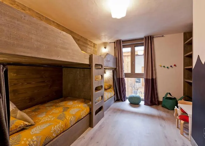 10 Personnes Proche Pistes Et Commerces Belle Vue *