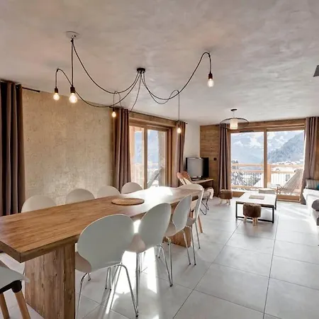 10 Personnes Proche Pistes Et Commerces Belle Vue *