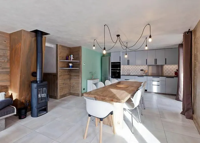 Appartement 10 Personnes Proche Pistes Et Commerces Belle Vue